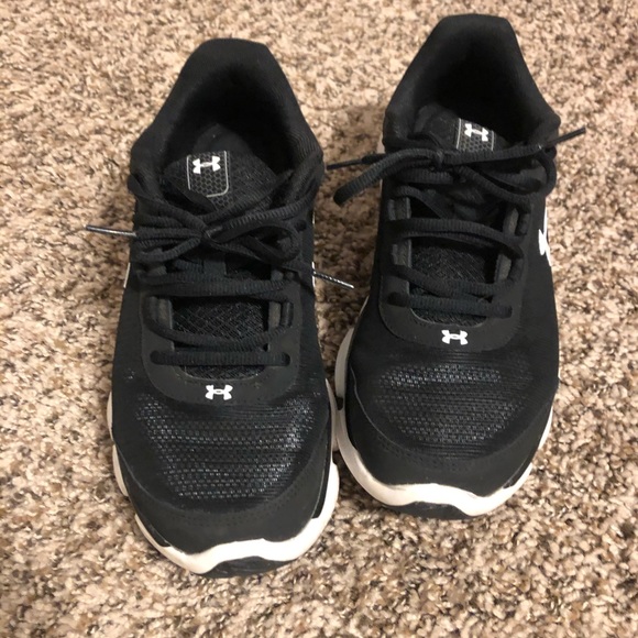 under armour micro g assert 7